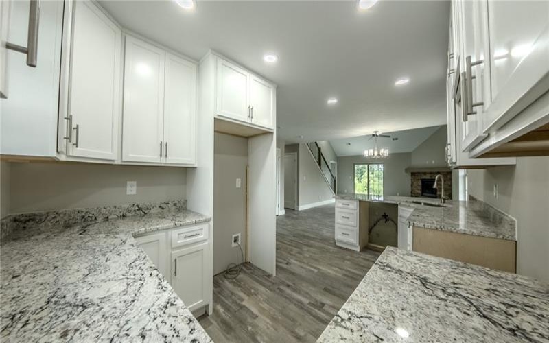 740 Sandstone Way, ROSTRAVER TWP, 15012, 3 Bedrooms Bedrooms, 7 Rooms Rooms,2.1 BathroomsBathrooms,Residential,For Sale,Sandstone Way,1707152