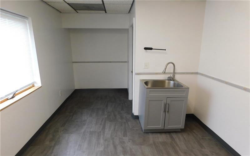 625 Cherry Tree Ln., Uniontown, 15401, ,Commercial-industrial-business,For Sale,Cherry Tree Ln.,1707338