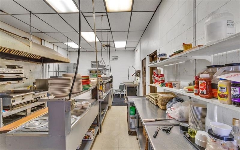 110 Pennsylvania Ave (105 N Center Ave), New Stanton, 15672, ,Commercial-industrial-business,For Sale,Pennsylvania Ave (105 N Center Ave),1719325