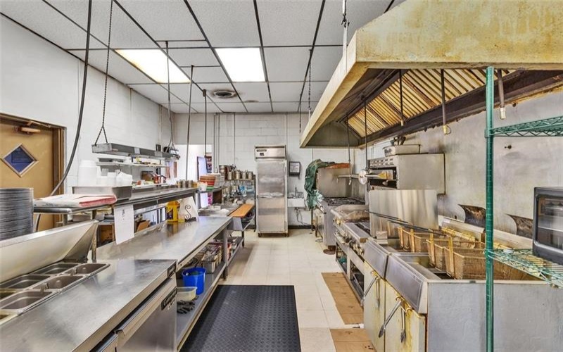 110 Pennsylvania Ave (105 N Center Ave), New Stanton, 15672, ,Commercial-industrial-business,For Sale,Pennsylvania Ave (105 N Center Ave),1719325