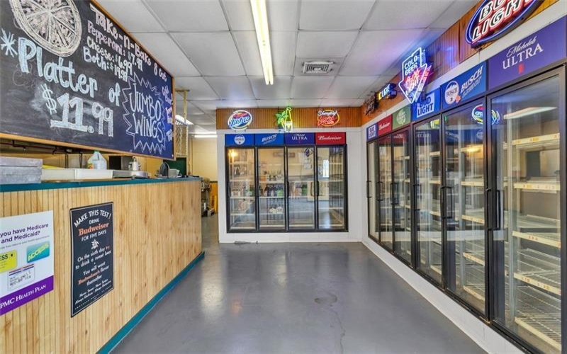 110 Pennsylvania Ave (105 N Center Ave), New Stanton, 15672, ,Commercial-industrial-business,For Sale,Pennsylvania Ave (105 N Center Ave),1719325