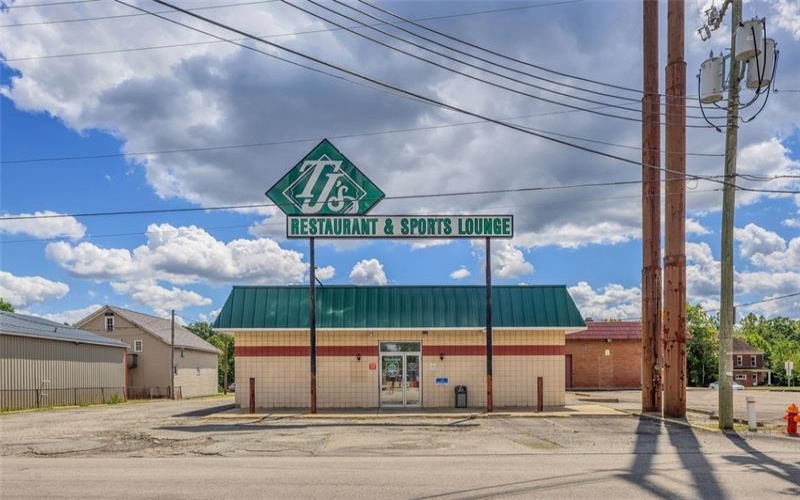 110 Pennsylvania Ave (105 N Center Ave), New Stanton, 15672, ,Commercial-industrial-business,For Sale,Pennsylvania Ave (105 N Center Ave),1719325