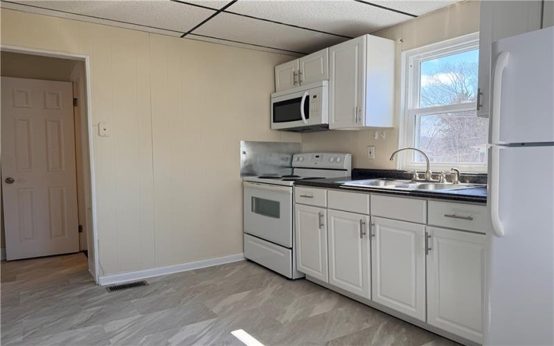 229 Glenn Ave, Canonsburg, 15317, 3 Bedrooms Bedrooms, 7 Rooms Rooms,1 BathroomBathrooms,Residential,For Sale,Glenn Ave,1707390