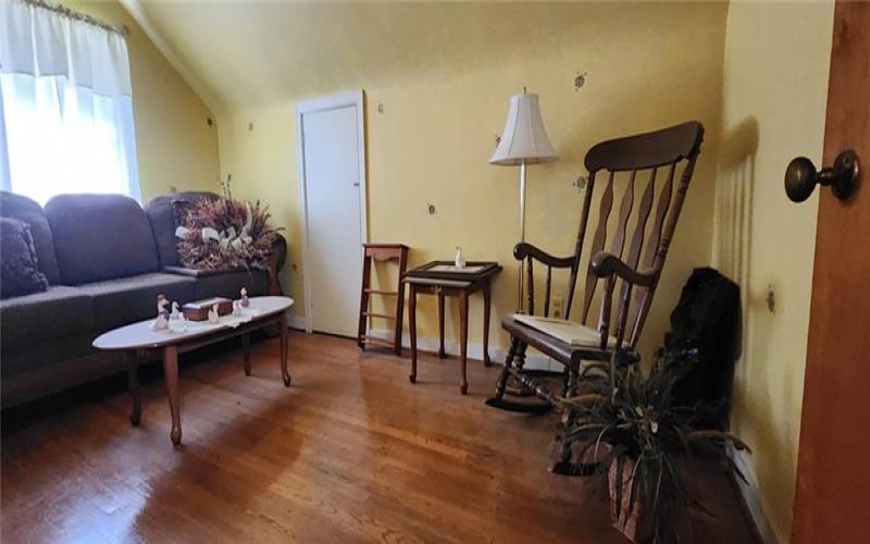 69 Princeton Ave, Uniontown, 15401, 3 Bedrooms Bedrooms, 7 Rooms Rooms,1 BathroomBathrooms,Residential,For Sale,Princeton Ave,1707455