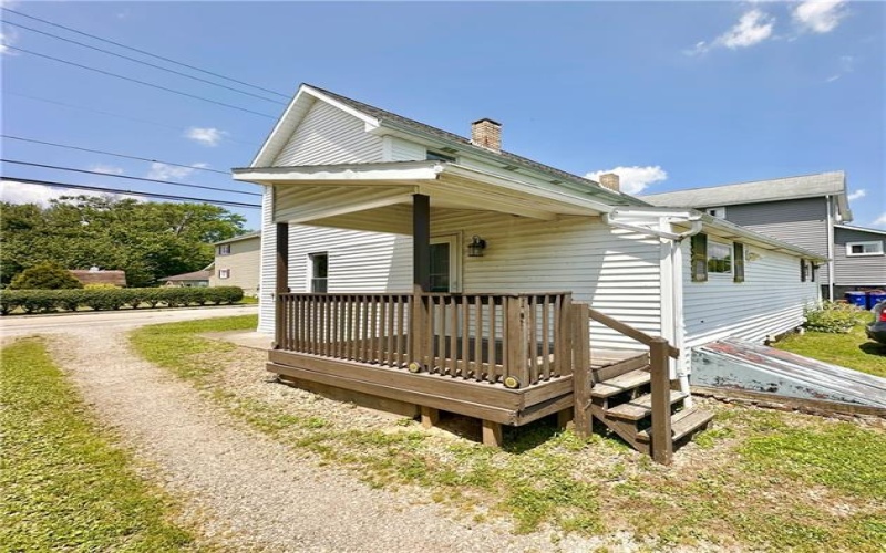 1515 Crawford Ave, Connellsville, 15425, 1 Bedroom Bedrooms, ,1 BathroomBathrooms,Lease,For Rent,Crawford Ave,1707632