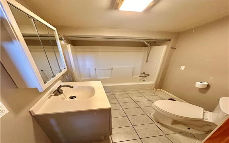 1515 Crawford Ave, Connellsville, 15425, 1 Bedroom Bedrooms, ,1 BathroomBathrooms,Lease,For Rent,Crawford Ave,1707632