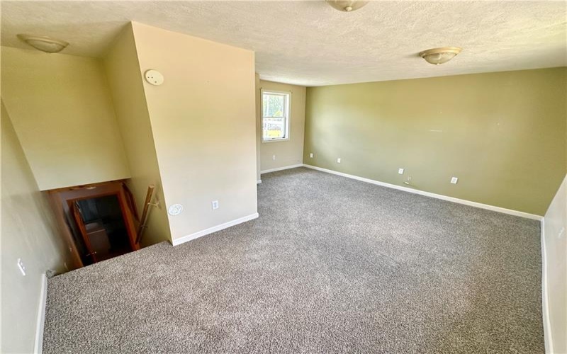 1515 Crawford Ave, Connellsville, 15425, 1 Bedroom Bedrooms, ,1 BathroomBathrooms,Lease,For Rent,Crawford Ave,1707632