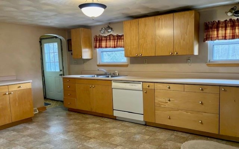 464-466 Locust Street, Sidman, 15955, 3 Bedrooms Bedrooms, ,1.1 BathroomsBathrooms,Residential,For Sale,Locust Street,1719536