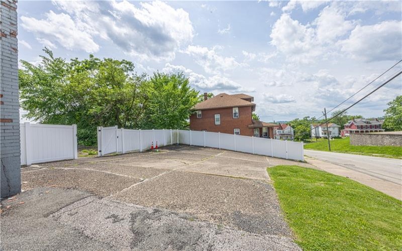 121 Ridge Ave, Washington, 15301, ,Commercial-industrial-business,For Sale,Ridge Ave,1707736