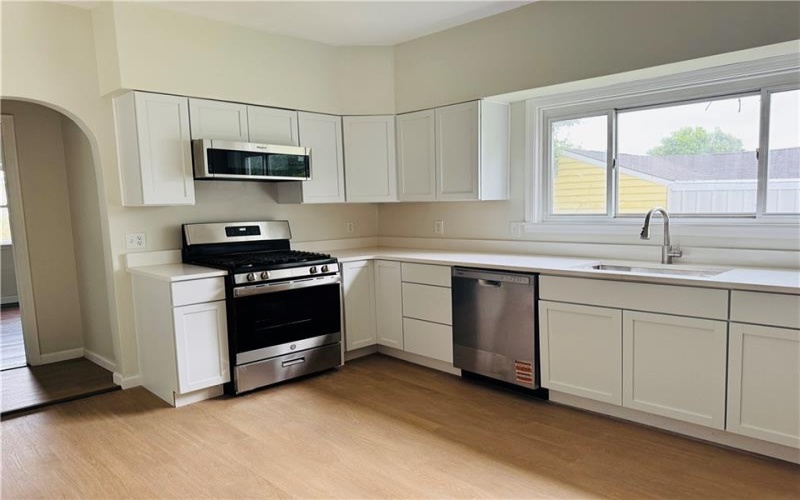 385 Hallam Ave, Meadow Lands, 15347, 3 Bedrooms Bedrooms, 6 Rooms Rooms,1 BathroomBathrooms,Residential,For Sale,Hallam Ave,1719710