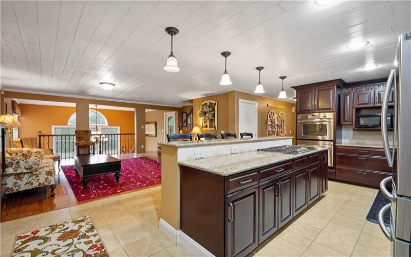 102 Klages Road, West Alexander, 15376, 6 Bedrooms Bedrooms, 14 Rooms Rooms,3 BathroomsBathrooms,Residential,For Sale,Klages Road,1709121