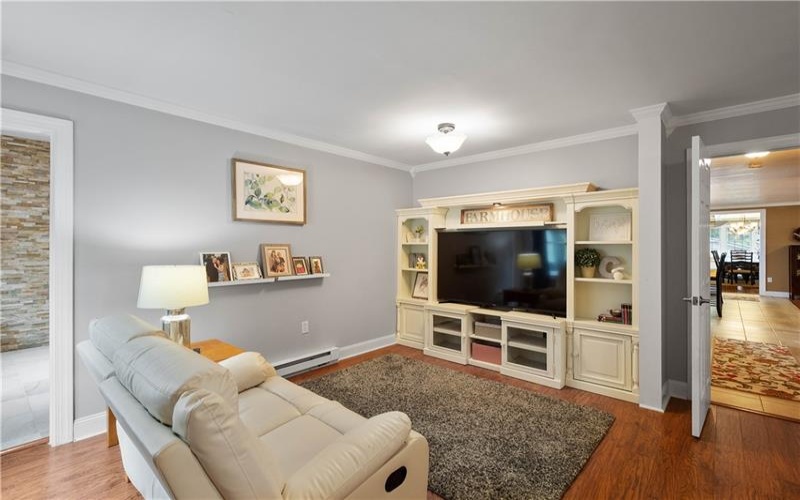 102 Klages Road, West Alexander, 15376, 6 Bedrooms Bedrooms, 14 Rooms Rooms,3 BathroomsBathrooms,Residential,For Sale,Klages Road,1709121