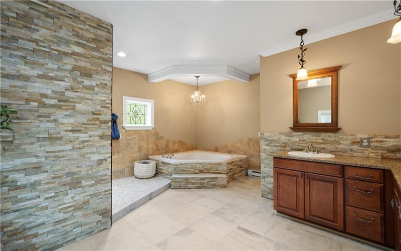 102 Klages Road, West Alexander, 15376, 6 Bedrooms Bedrooms, 14 Rooms Rooms,3 BathroomsBathrooms,Residential,For Sale,Klages Road,1709121
