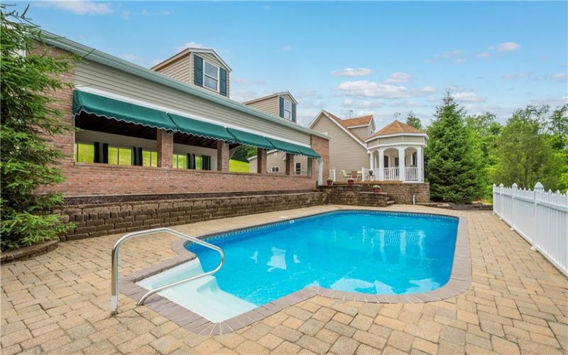 102 Klages Road, West Alexander, 15376, 6 Bedrooms Bedrooms, 14 Rooms Rooms,3 BathroomsBathrooms,Residential,For Sale,Klages Road,1709121