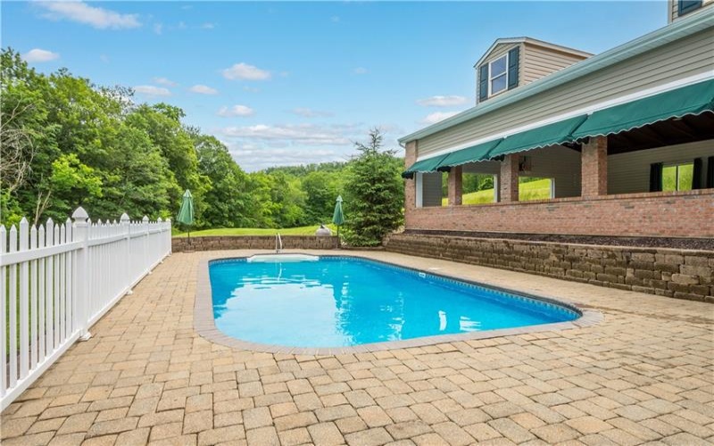102 Klages Road, West Alexander, 15376, 6 Bedrooms Bedrooms, 14 Rooms Rooms,3 BathroomsBathrooms,Residential,For Sale,Klages Road,1709121