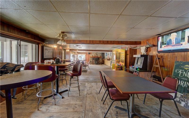 1239 Glades Pike, Somerset, 15501, ,Commercial-industrial-business,For Sale,Glades Pike,1719989