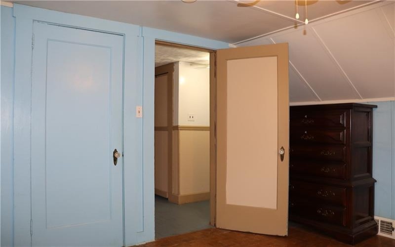 1298 Route 30, Laughlintown, 15655, 3 Bedrooms Bedrooms, 8 Rooms Rooms,2 BathroomsBathrooms,Residential,For Sale,Route 30,1720077