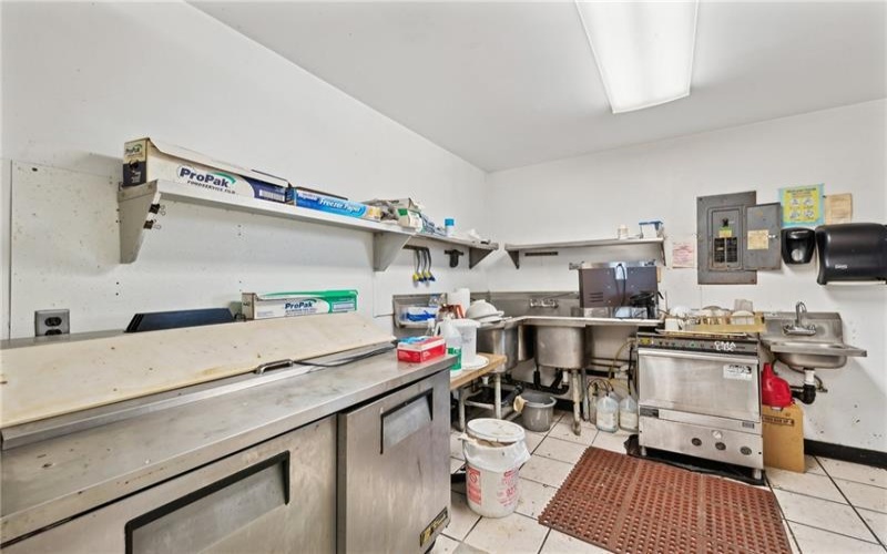 882 HIGHPOINT DRIVE, COAL CENTER, 15423, ,Commercial-industrial-business,For Sale,HIGHPOINT DRIVE,1732887