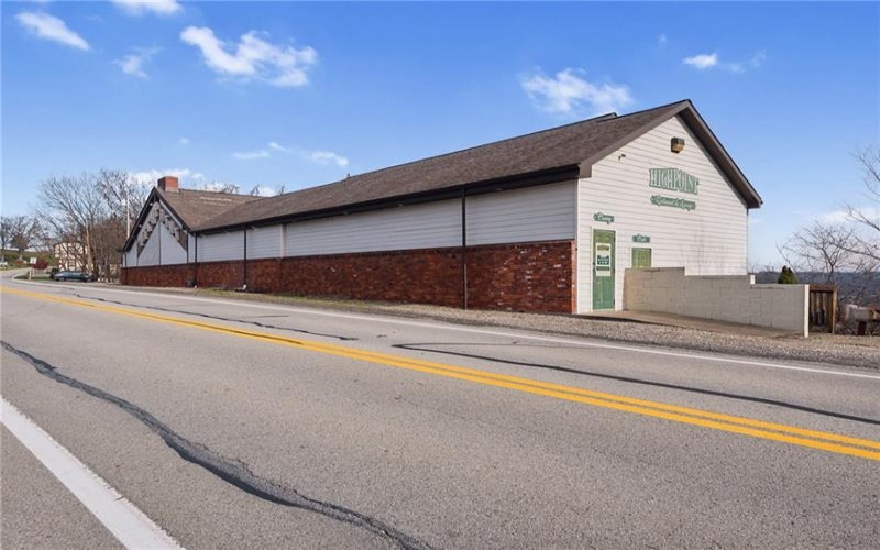 882 HIGHPOINT DRIVE, COAL CENTER, 15423, ,Commercial-industrial-business,For Sale,HIGHPOINT DRIVE,1732887