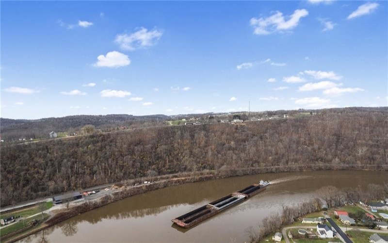 882 HIGHPOINT DRIVE, COAL CENTER, 15423, ,Commercial-industrial-business,For Sale,HIGHPOINT DRIVE,1732887