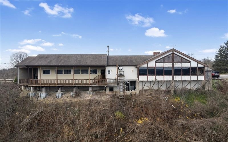 882 HIGHPOINT DRIVE, COAL CENTER, 15423, ,Commercial-industrial-business,For Sale,HIGHPOINT DRIVE,1732887