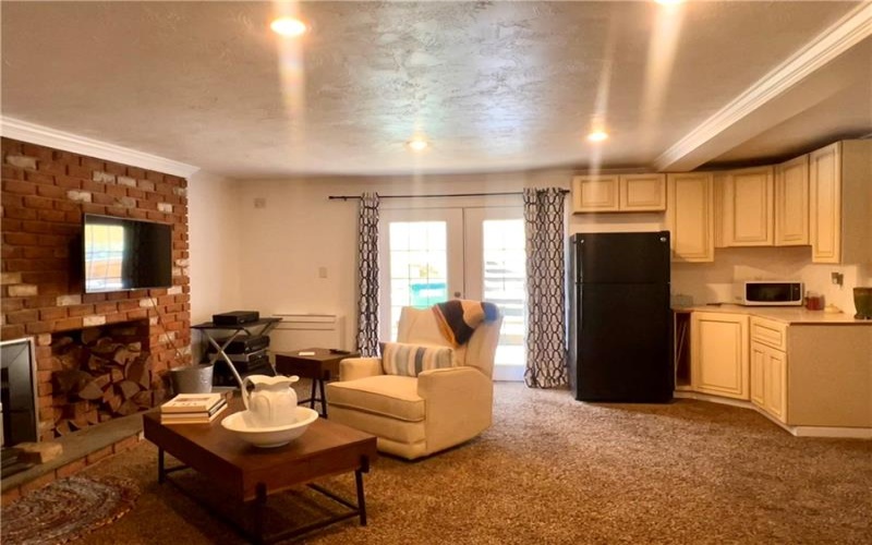306 Black Walnut Dr, Greensburg, 15601, 4 Bedrooms Bedrooms, 8 Rooms Rooms,3 BathroomsBathrooms,Residential,For Sale,Black Walnut Dr,1737315
