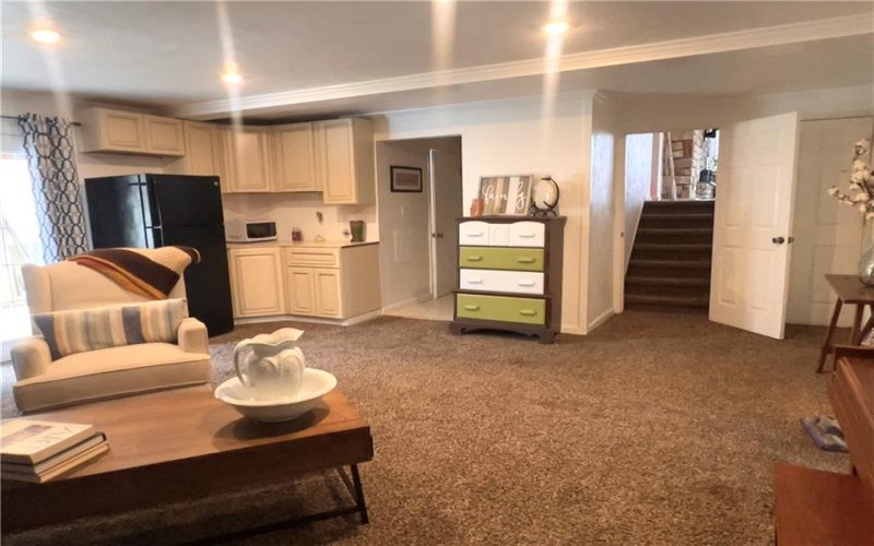 306 Black Walnut Dr, Greensburg, 15601, 4 Bedrooms Bedrooms, 8 Rooms Rooms,3 BathroomsBathrooms,Residential,For Sale,Black Walnut Dr,1737315