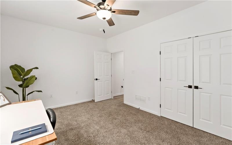 300 TIMBERLINE DR, Washington, 15301, 3 Bedrooms Bedrooms, 9 Rooms Rooms,2.1 BathroomsBathrooms,Residential,For Sale,TIMBERLINE DR,1747710
