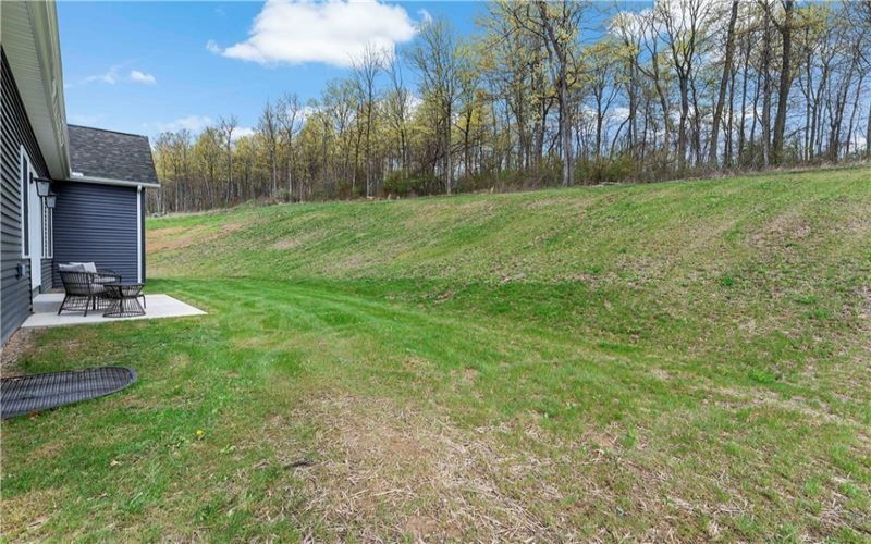 300 TIMBERLINE DR, Washington, 15301, 3 Bedrooms Bedrooms, 9 Rooms Rooms,2.1 BathroomsBathrooms,Residential,For Sale,TIMBERLINE DR,1747710