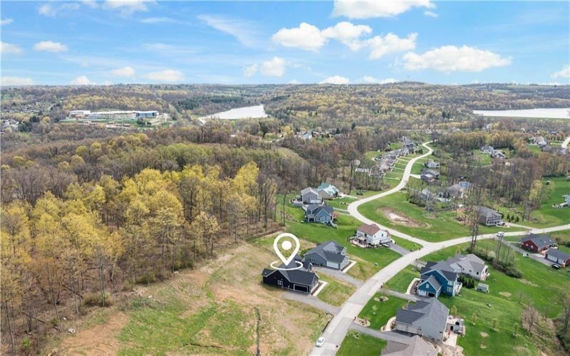 300 TIMBERLINE DR, Washington, 15301, 3 Bedrooms Bedrooms, 9 Rooms Rooms,2.1 BathroomsBathrooms,Residential,For Sale,TIMBERLINE DR,1747710