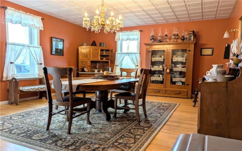 220 Overholt Dr, Scottdale, 15683, 3 Bedrooms Bedrooms, 9 Rooms Rooms,2.1 BathroomsBathrooms,Residential,For Sale,Overholt Dr,1747712