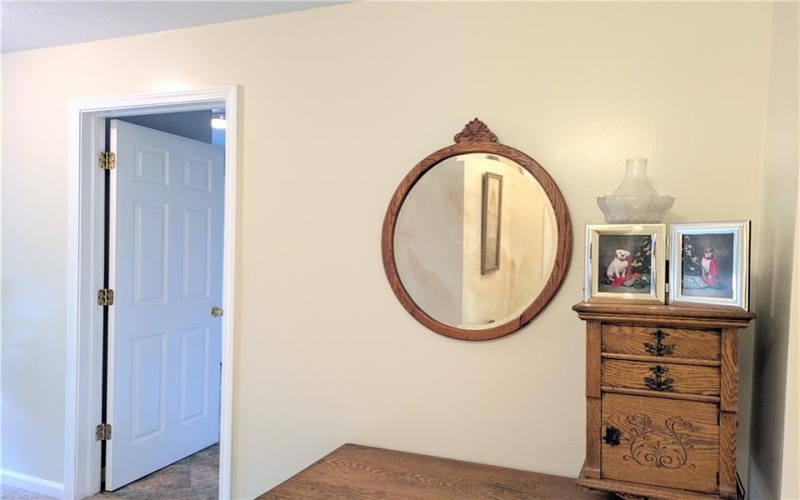 220 Overholt Dr, Scottdale, 15683, 3 Bedrooms Bedrooms, 9 Rooms Rooms,2.1 BathroomsBathrooms,Residential,For Sale,Overholt Dr,1747712