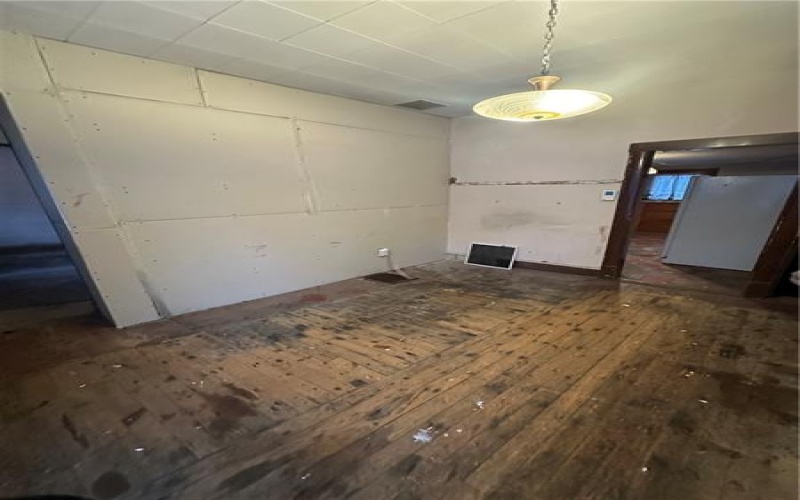 466 Broad St, Washington, 15301, 2 Bedrooms Bedrooms, ,1.1 BathroomsBathrooms,Residential,For Sale,Broad St,1737327