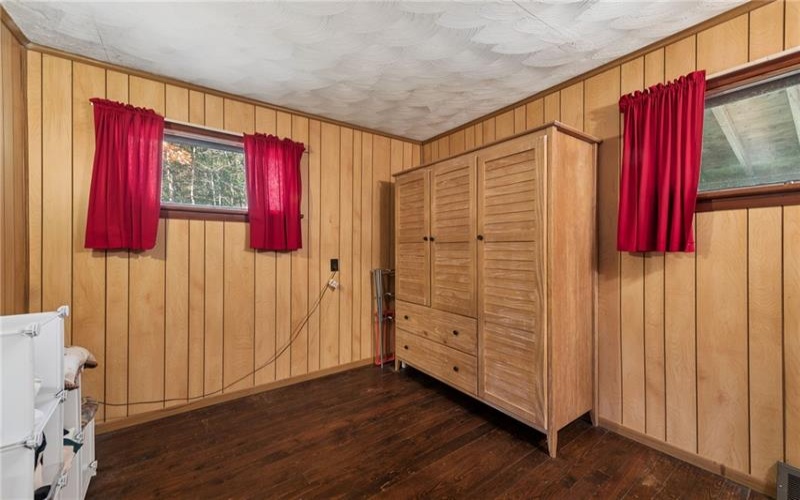 211 Ironwood Rd, Somerset, 15501, 3 Bedrooms Bedrooms, ,1 BathroomBathrooms,Residential,For Sale,Ironwood Rd,1727192