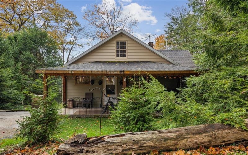 211 Ironwood Rd, Somerset, 15501, 3 Bedrooms Bedrooms, ,1 BathroomBathrooms,Residential,For Sale,Ironwood Rd,1727192