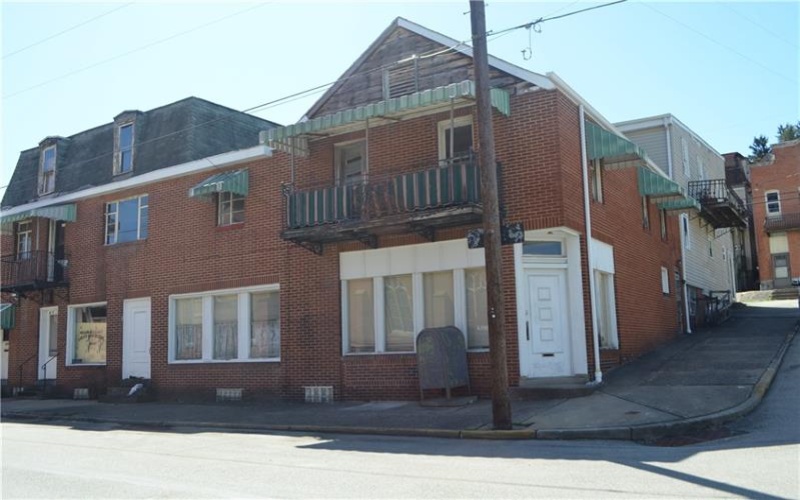 639 Washington Ave, Charleroi, 15022, ,Multi-unit,For Sale,Washington Ave,1745699