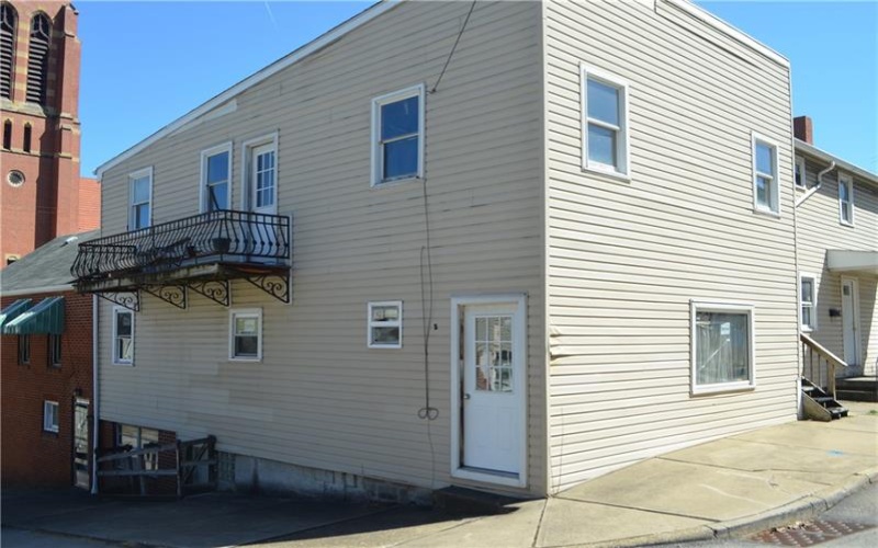 639 Washington Ave, Charleroi, 15022, ,Multi-unit,For Sale,Washington Ave,1745699