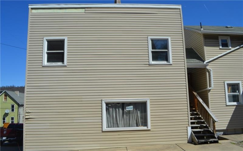 639 Washington Ave, Charleroi, 15022, ,Multi-unit,For Sale,Washington Ave,1745699