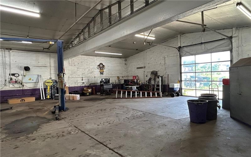 951 Pittsburgh Street, Greensburg, 15601, ,Commercial-industrial-business,For Sale,Pittsburgh Street,1737339