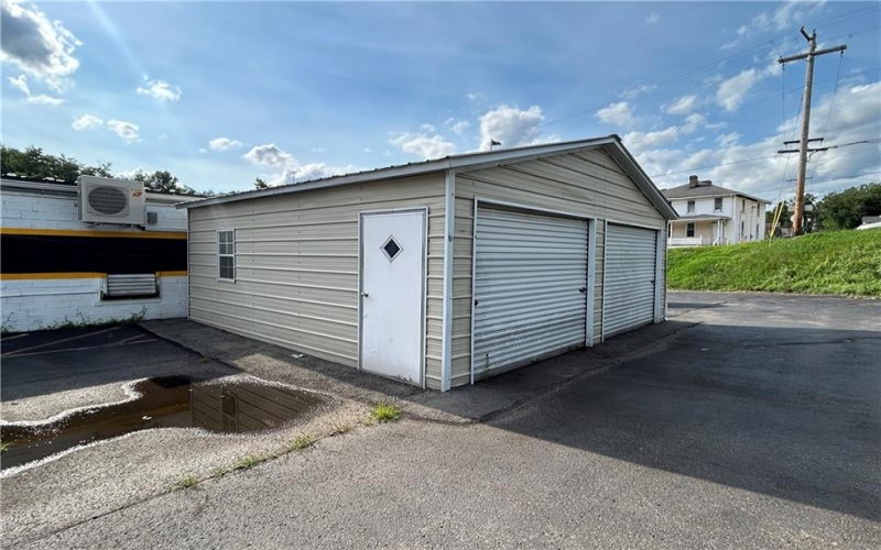 951 Pittsburgh Street, Greensburg, 15601, ,Commercial-industrial-business,For Sale,Pittsburgh Street,1737339