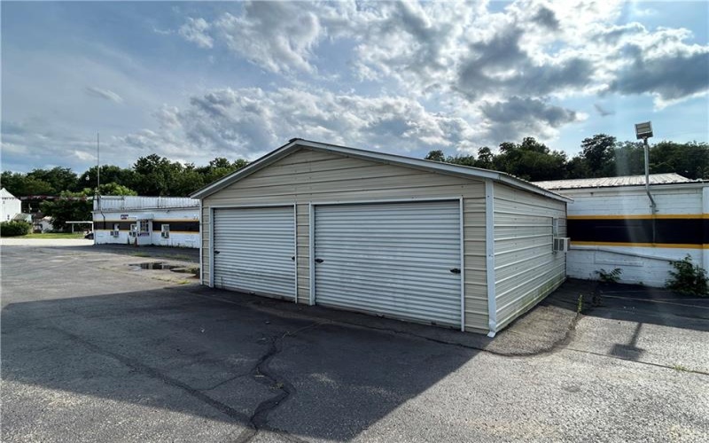 951 Pittsburgh Street, Greensburg, 15601, ,Commercial-industrial-business,For Sale,Pittsburgh Street,1737339