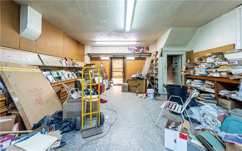 607 Clay Ave, Jeannette, 15644, ,Commercial-industrial-business,For Sale,Clay Ave,1727209