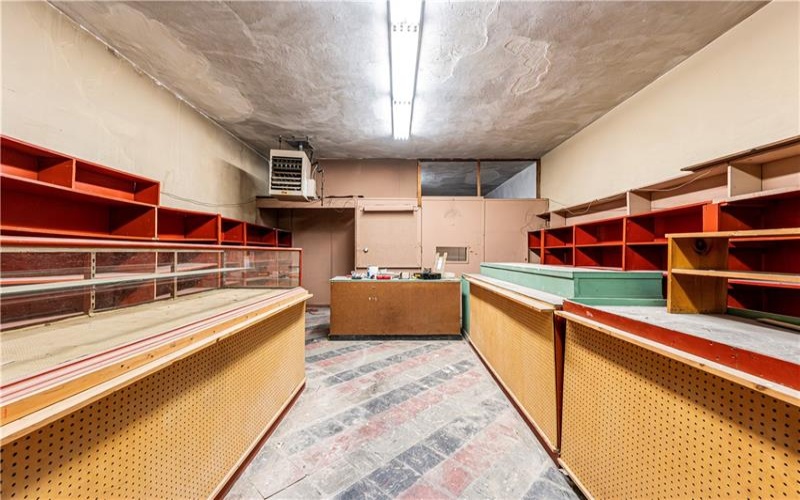 607 Clay Ave, Jeannette, 15644, ,Commercial-industrial-business,For Sale,Clay Ave,1727209