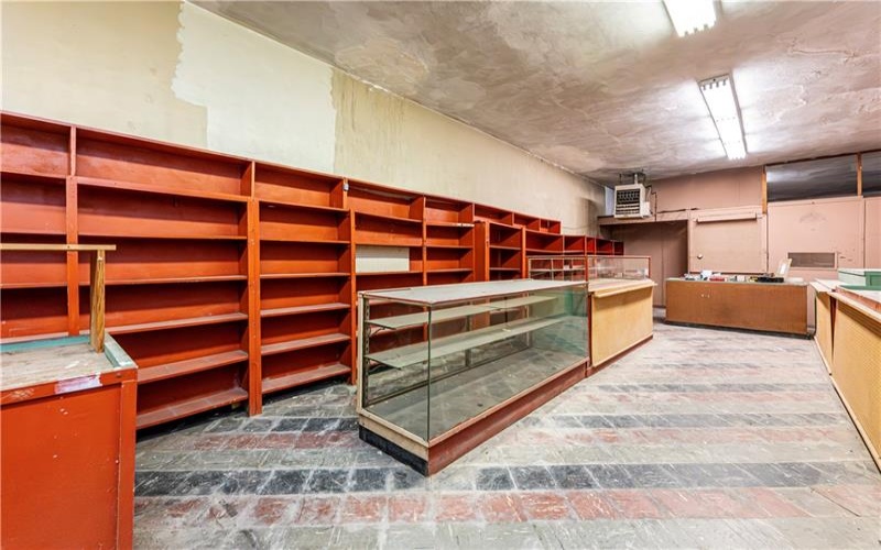 607 Clay Ave, Jeannette, 15644, ,Commercial-industrial-business,For Sale,Clay Ave,1727209