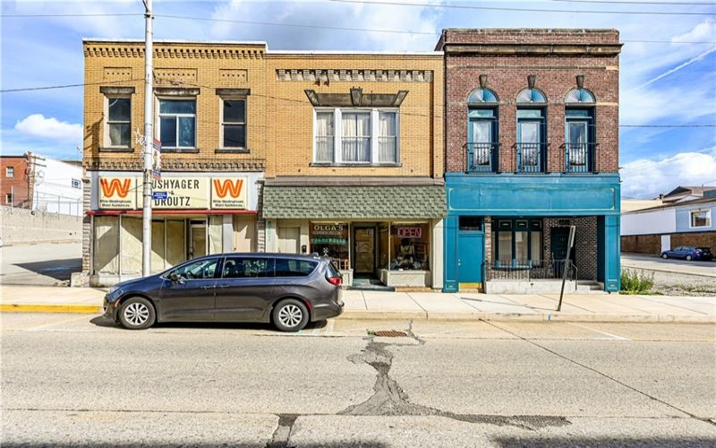 607 Clay Ave, Jeannette, 15644, ,Commercial-industrial-business,For Sale,Clay Ave,1727209