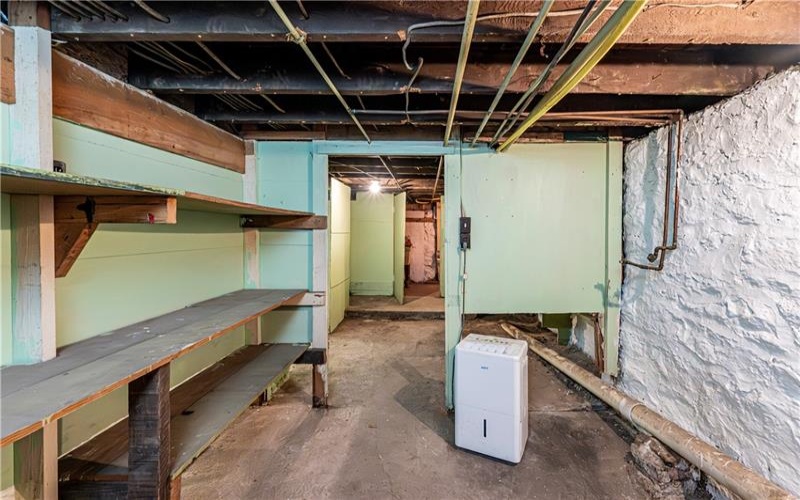607 Clay Ave, Jeannette, 15644, ,Commercial-industrial-business,For Sale,Clay Ave,1727209