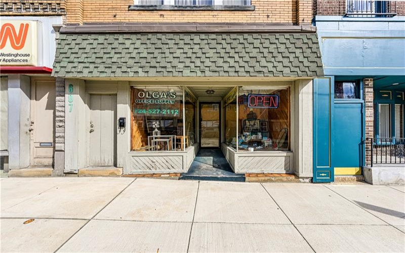 607 Clay Ave, Jeannette, 15644, ,Commercial-industrial-business,For Sale,Clay Ave,1727209