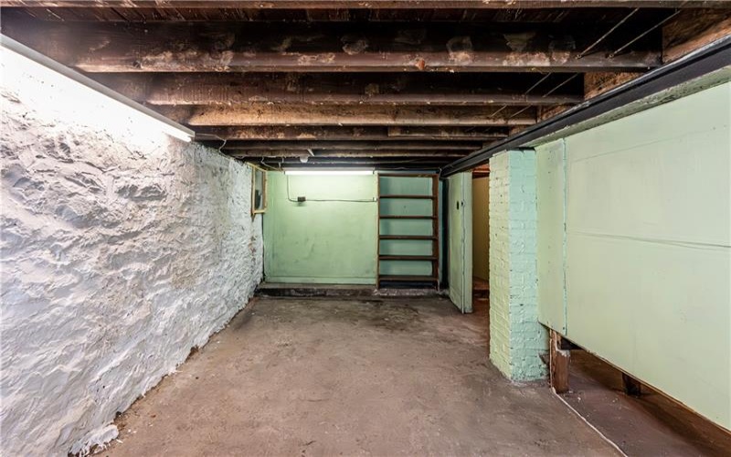 607 Clay Ave, Jeannette, 15644, ,Commercial-industrial-business,For Sale,Clay Ave,1727209