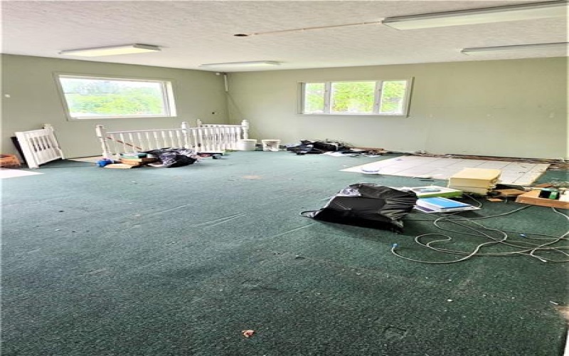6081 William Penn Hwy, Export, 15632, ,Commercial-industrial-business,For Sale,William Penn Hwy,1733006