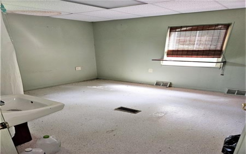 6081 William Penn Hwy, Export, 15632, ,Commercial-industrial-business,For Sale,William Penn Hwy,1733006
